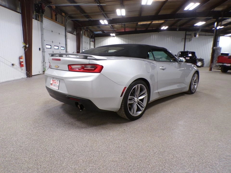 2017 Chevrolet Camaro - Image 5 of 17