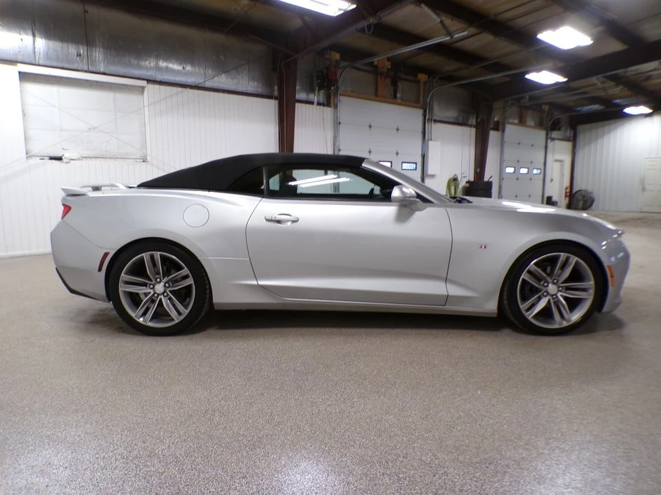 2017 Chevrolet Camaro - Image 6 of 17