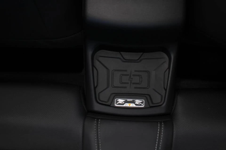 2017 Chevrolet Camaro 6th Gen - Image 18 of 20