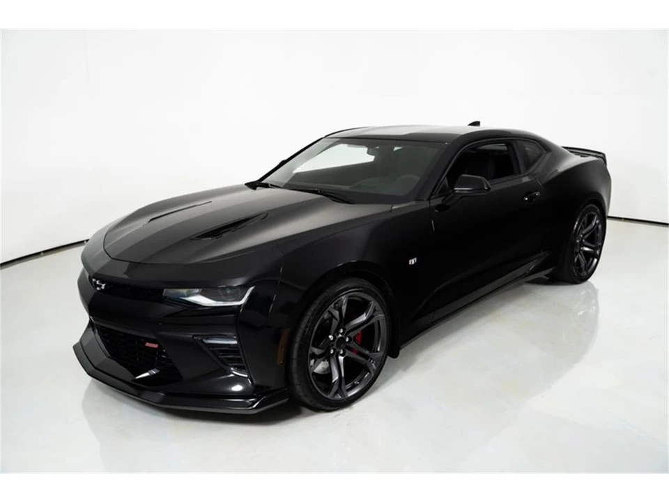 2017 Chevrolet Camaro 6th Gen - Image 5 of 31