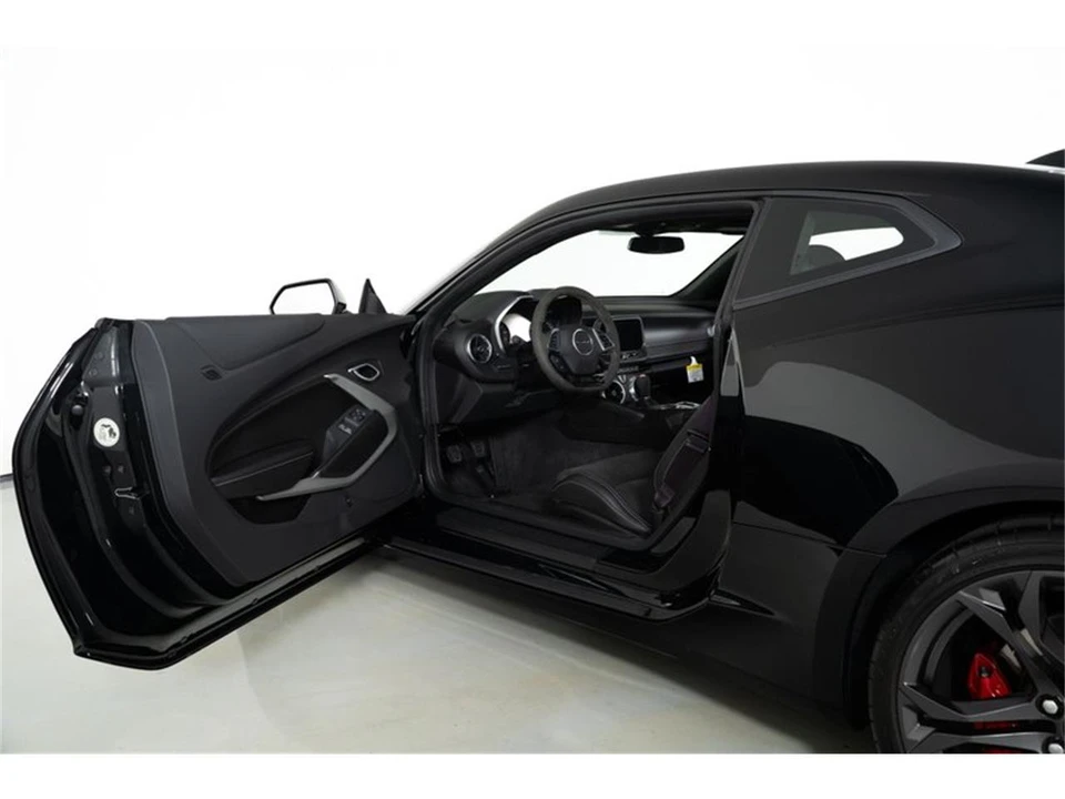 2017 Chevrolet Camaro 6th Gen - Image 18 of 31