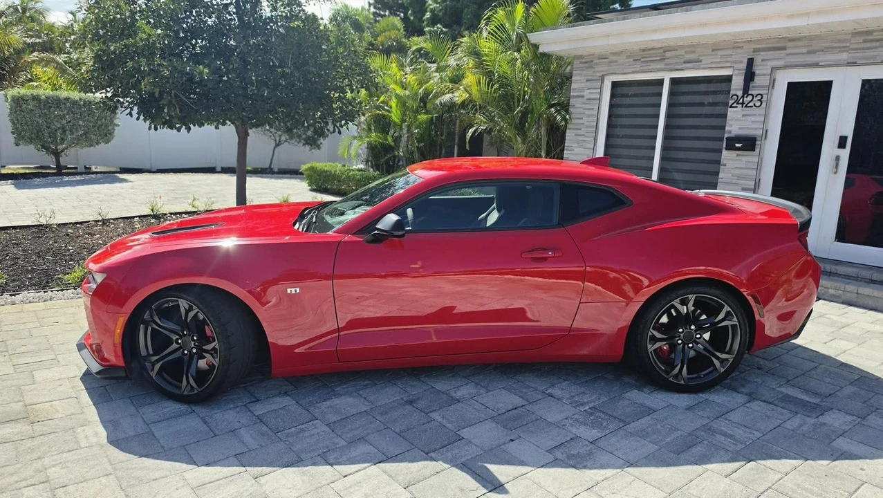 2017 Chevrolet Camaro 6th Gen - Image 4 of 31