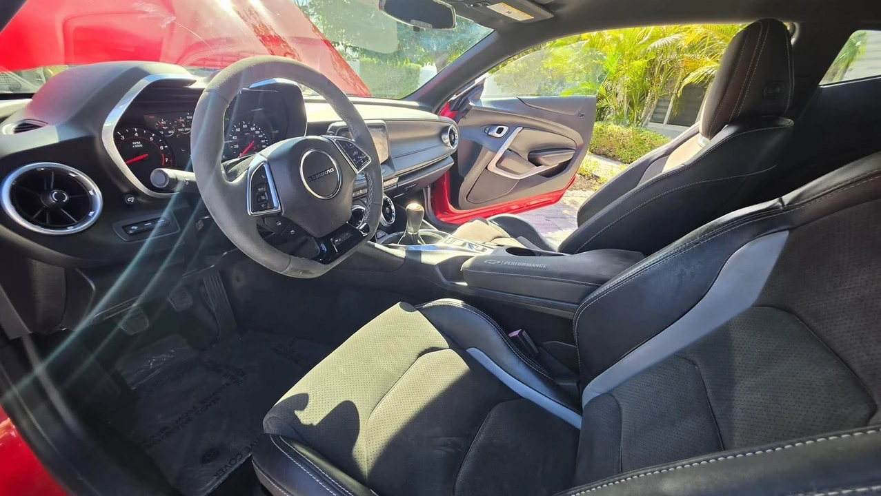2017 Chevrolet Camaro 6th Gen - Image 26 of 31