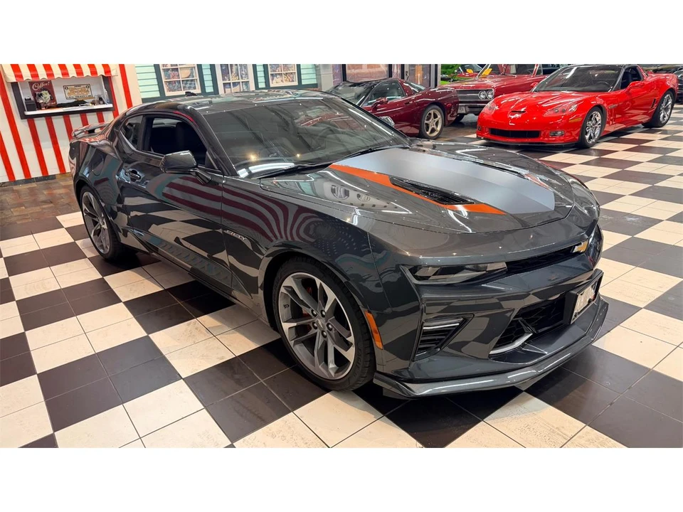2017 Chevrolet Camaro 6th Gen - Image 4 of 31