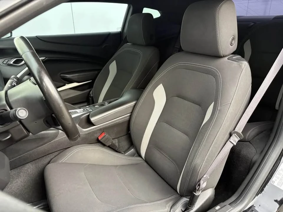 2017 Chevrolet Camaro 6th Gen - Image 8 of 15