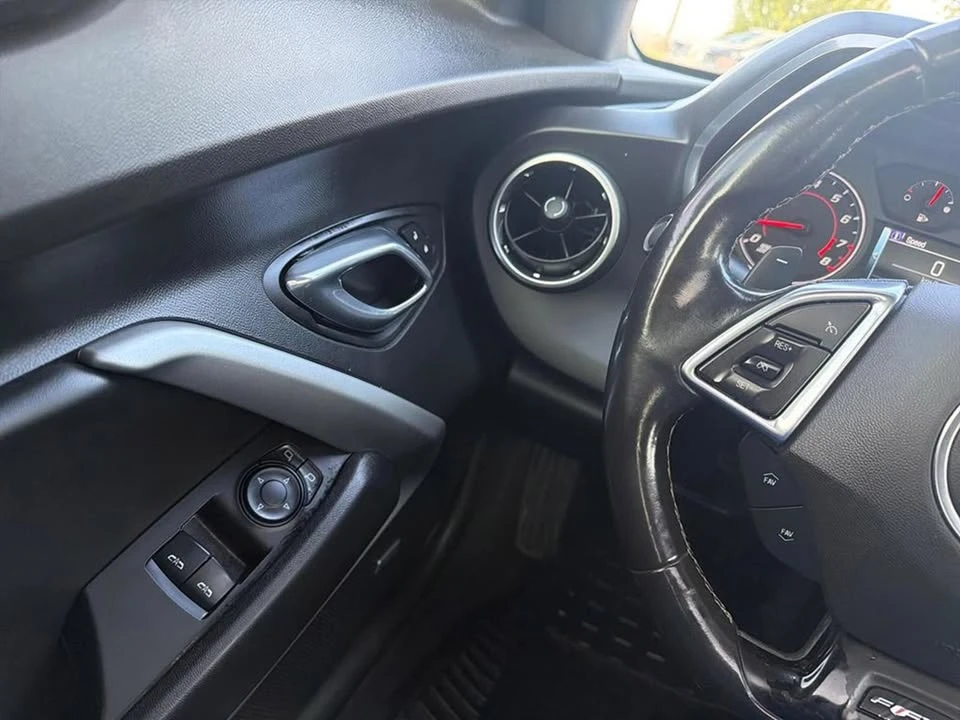 2017 Chevrolet Camaro 6th Gen - Image 12 of 14