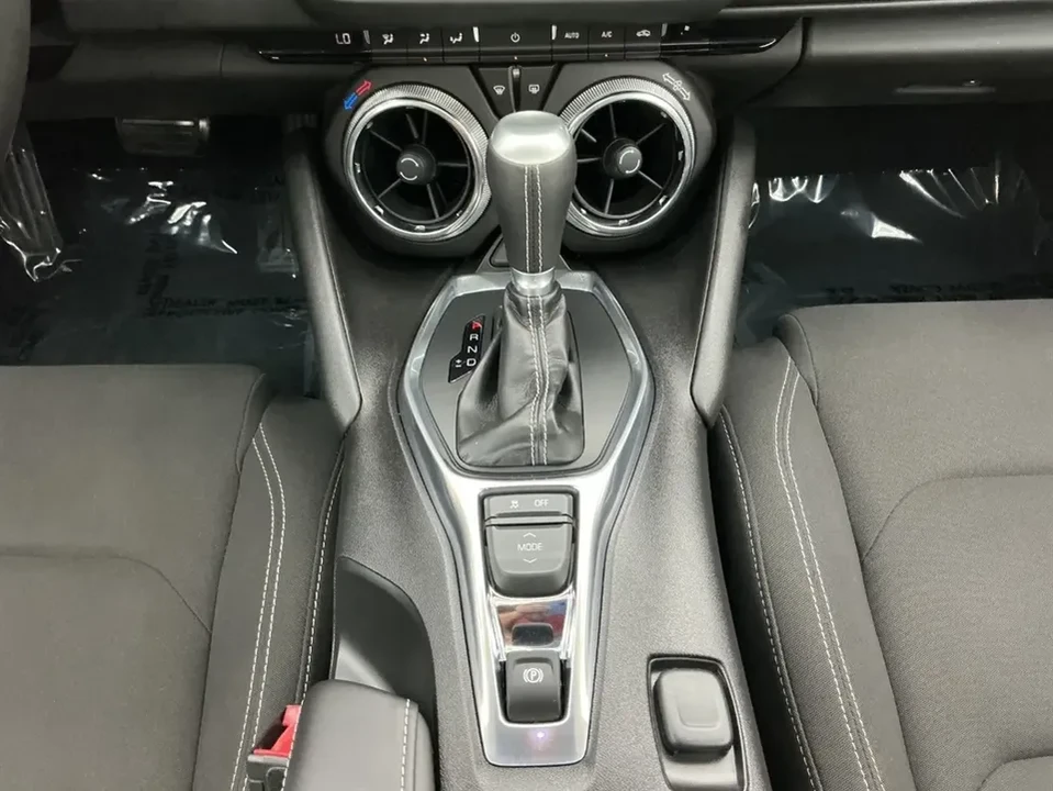 2017 Chevrolet Camaro 6th Gen - Image 16 of 19