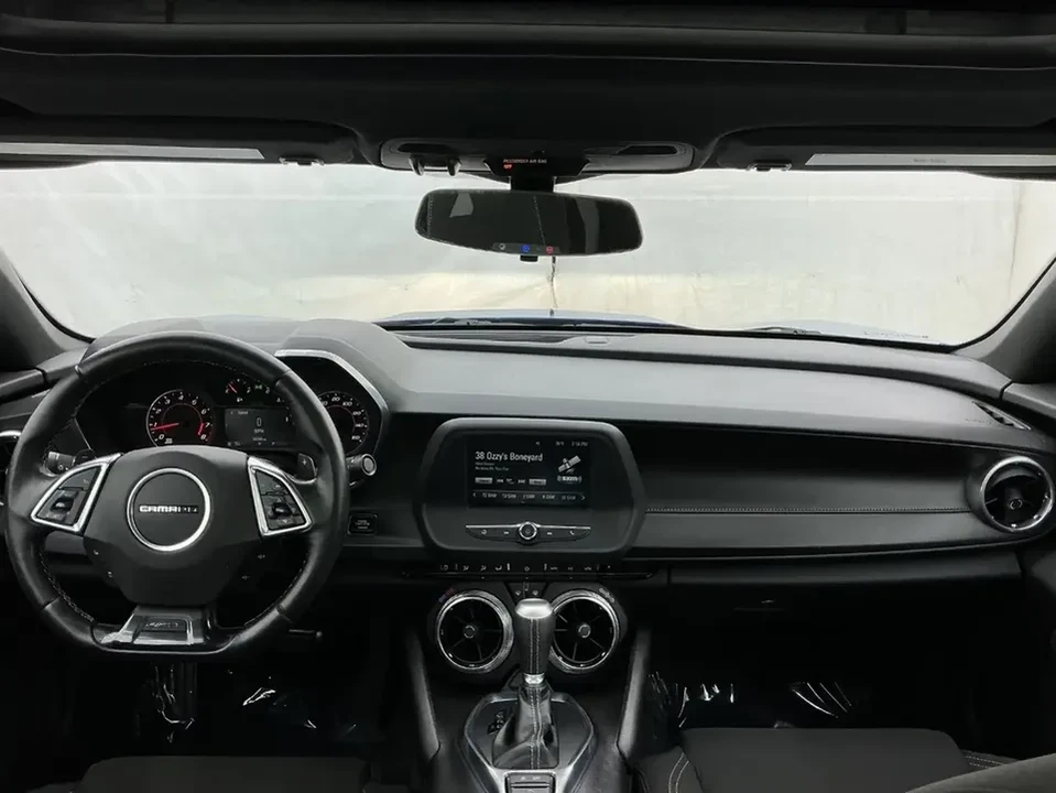 2017 Chevrolet Camaro 6th Gen - Image 10 of 19