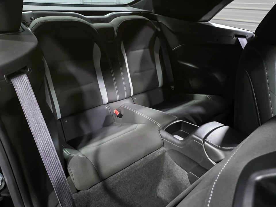 2017 Chevrolet Camaro 6th Gen - Image 18 of 21