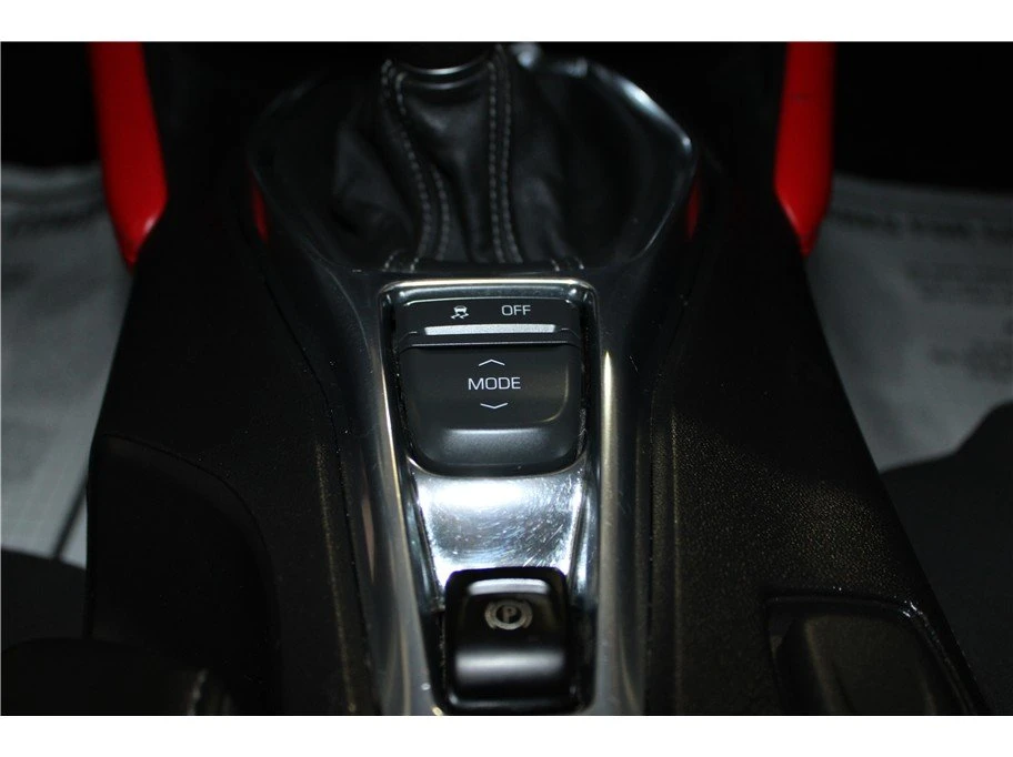2017 Chevrolet Camaro SS 6th Gen - Image 12 of 18