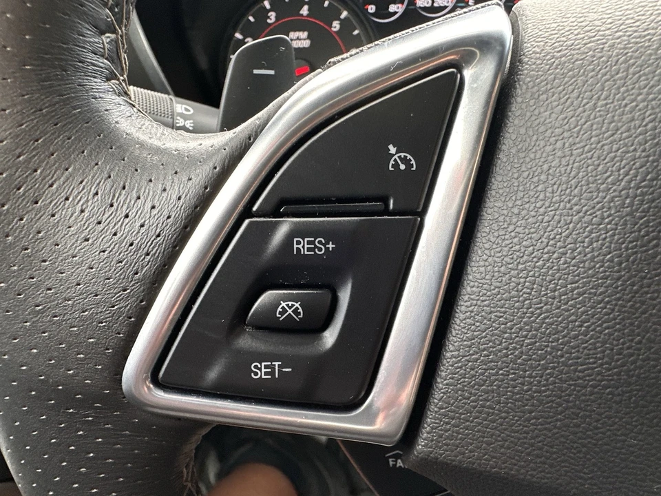 2017 Chevrolet Camaro SS 6th Gen - Image 18 of 21