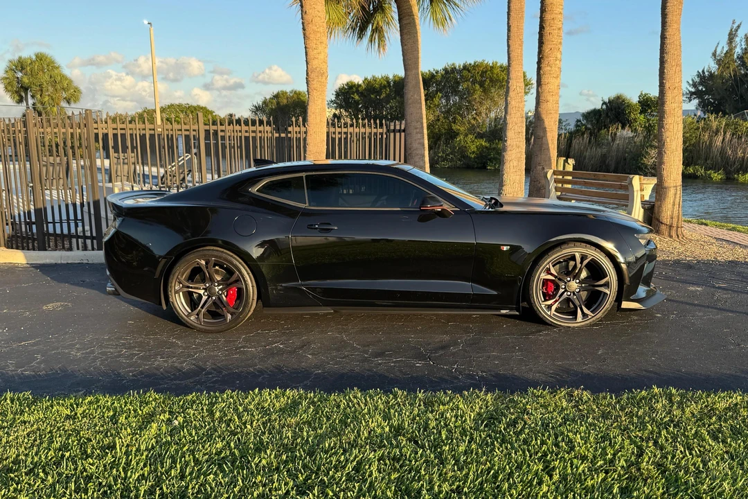 2017 Chevrolet Camaro SS 6th Gen - Image 13 of 31