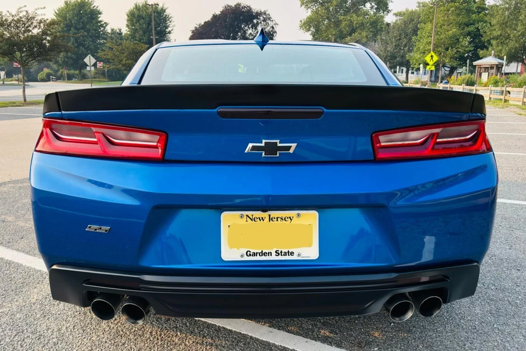 2017 Chevrolet Camaro SS 6th Gen - Image 5 of 31
