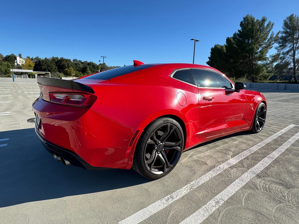 2017 Chevrolet Camaro SS 6th Gen - Image 10 of 31