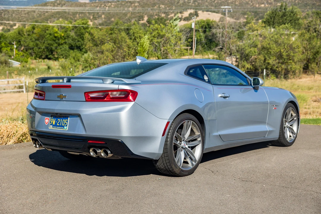 2017 Chevrolet Camaro SS 6th Gen - Image 10 of 31