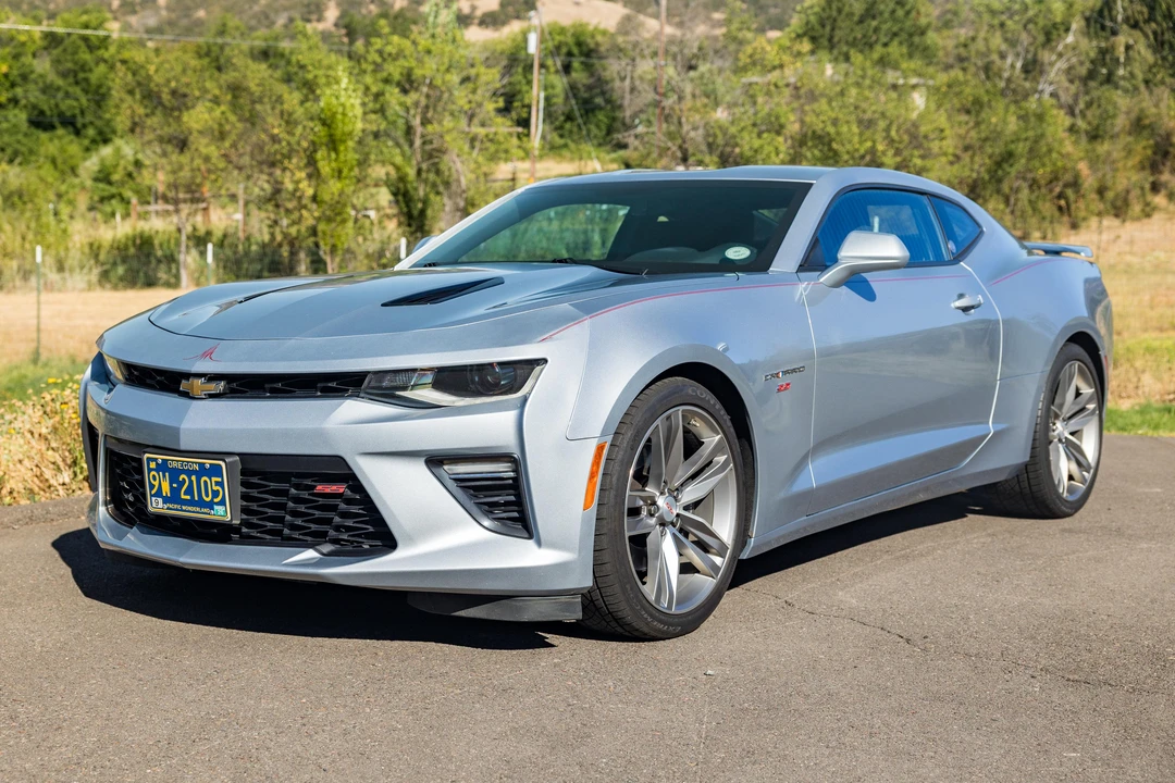 2017 Chevrolet Camaro SS 6th Gen - Image 8 of 31
