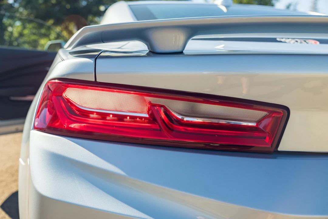 2017 Chevrolet Camaro SS 6th Gen - Image 24 of 31