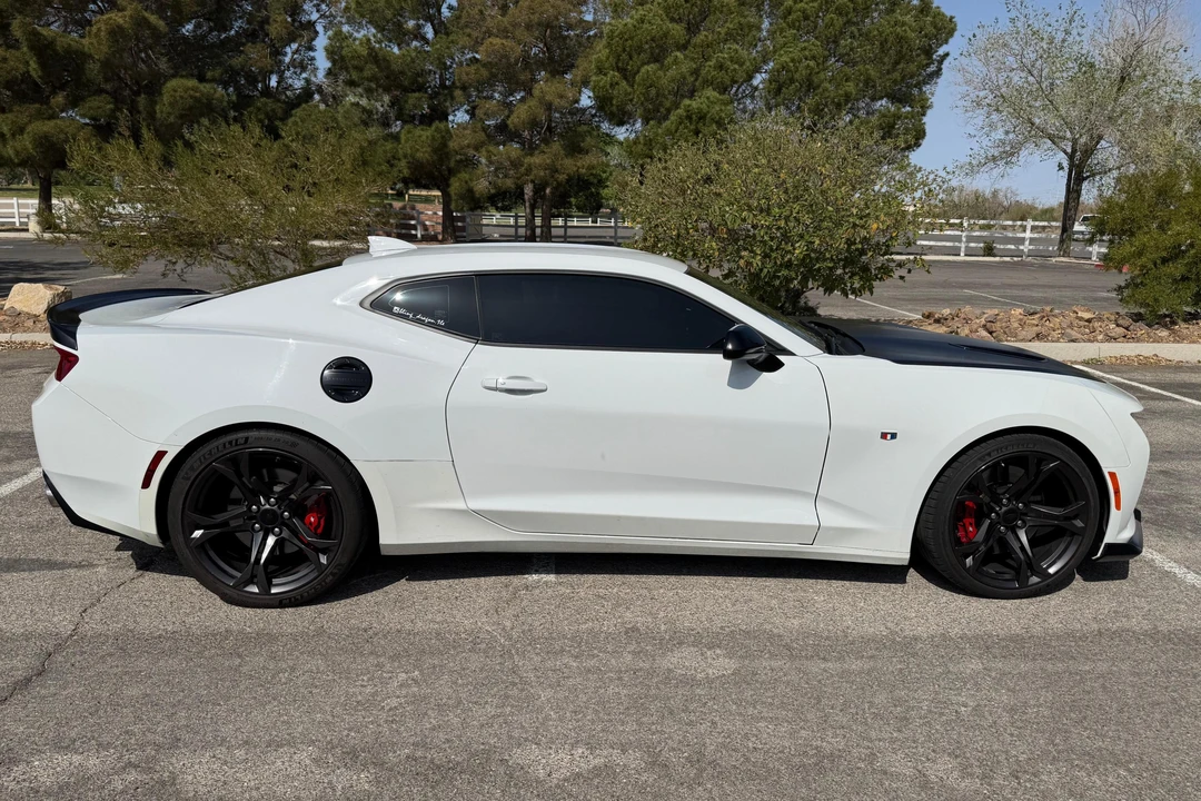 2017 Chevrolet Camaro SS 6th Gen - Image 3 of 31