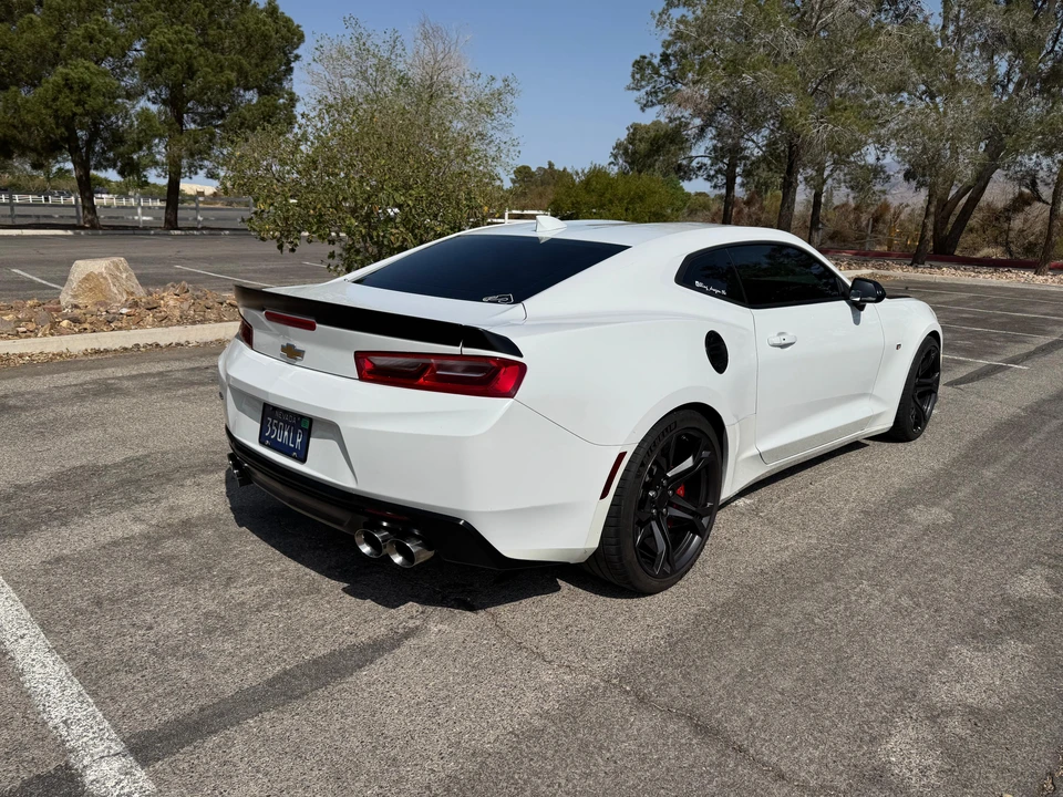 2017 Chevrolet Camaro SS 6th Gen - Image 9 of 31