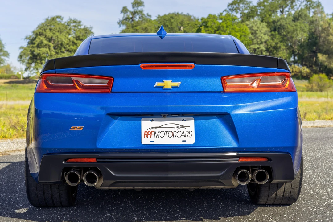 2017 Chevrolet Camaro SS 6th Gen - Image 12 of 31