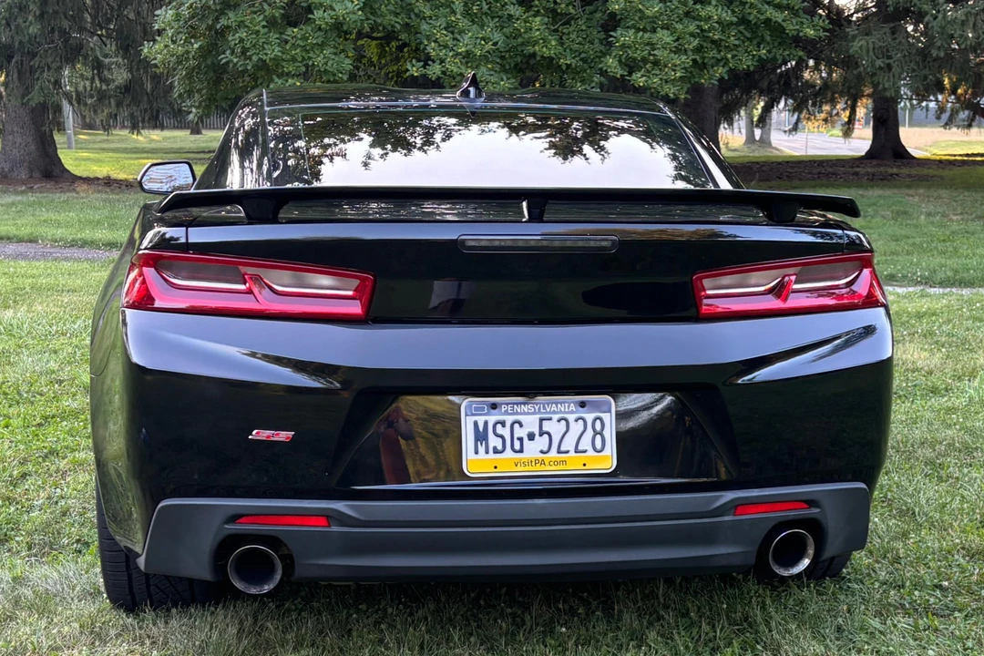 2017 Chevrolet Camaro SS 6th Gen - Image 5 of 31