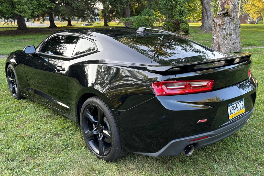 2017 Chevrolet Camaro SS 6th Gen - Image 4 of 31