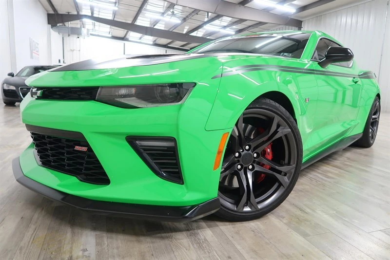 2017 Chevrolet Camaro SS 6th Gen - Image 2 of 31