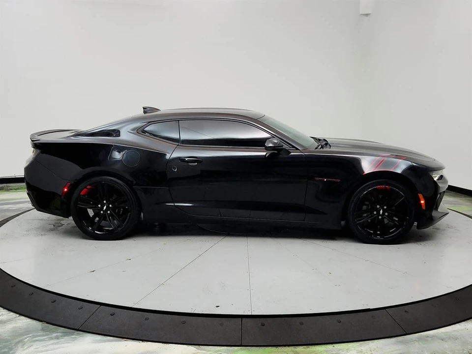 2017 Chevrolet Camaro 6th Gen - Image 4 of 12
