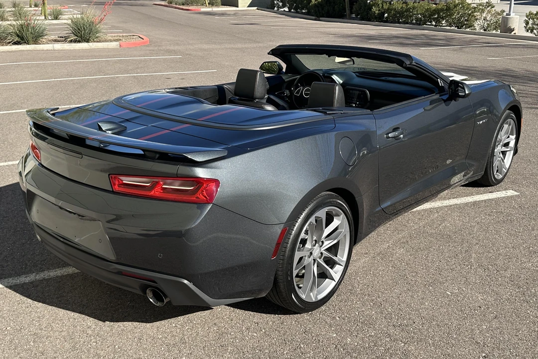 2017 Chevrolet Camaro 6th Gen - Image 4 of 31