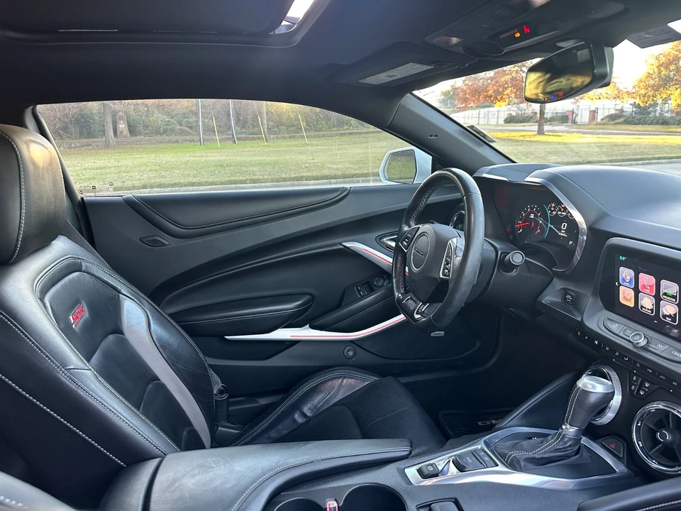 2017 Chevrolet Camaro SS 6th Gen - Image 2 of 3