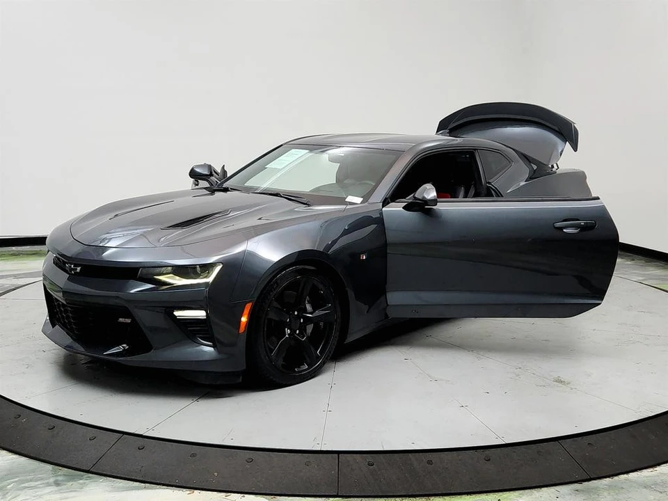 2017 Chevrolet Camaro SS 6th Gen - Image 9 of 21