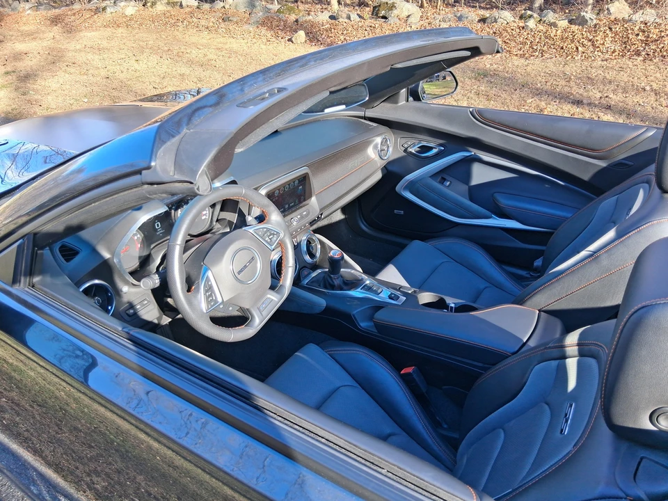 2017 Chevrolet Camaro SS 6th Gen - Image 30 of 31