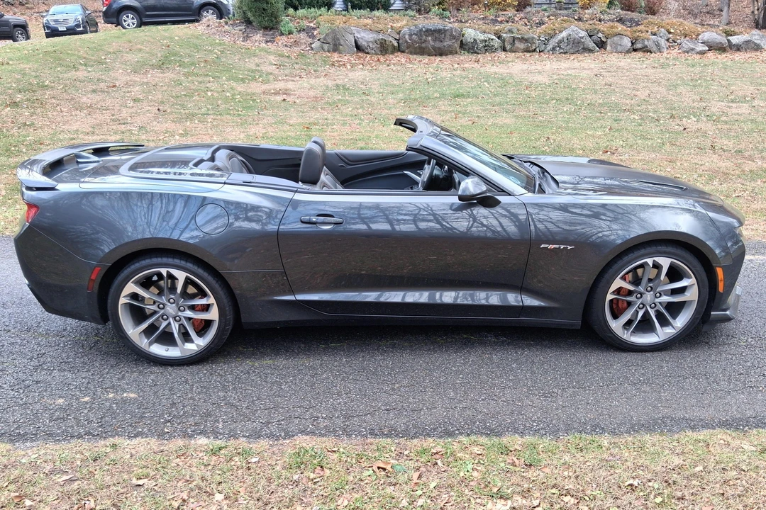 2017 Chevrolet Camaro SS 6th Gen - Image 3 of 31