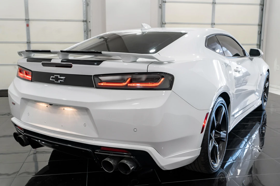 2017 Chevrolet Camaro SS 6th Gen - Image 11 of 31