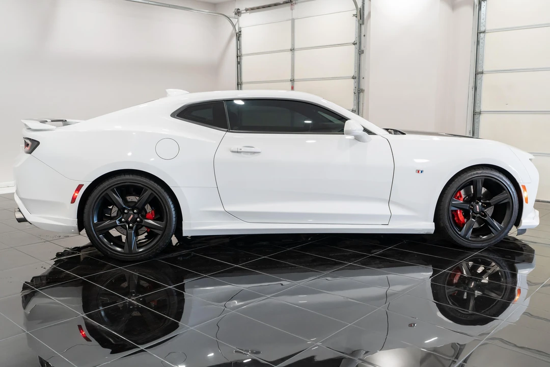 2017 Chevrolet Camaro SS 6th Gen - Image 12 of 31