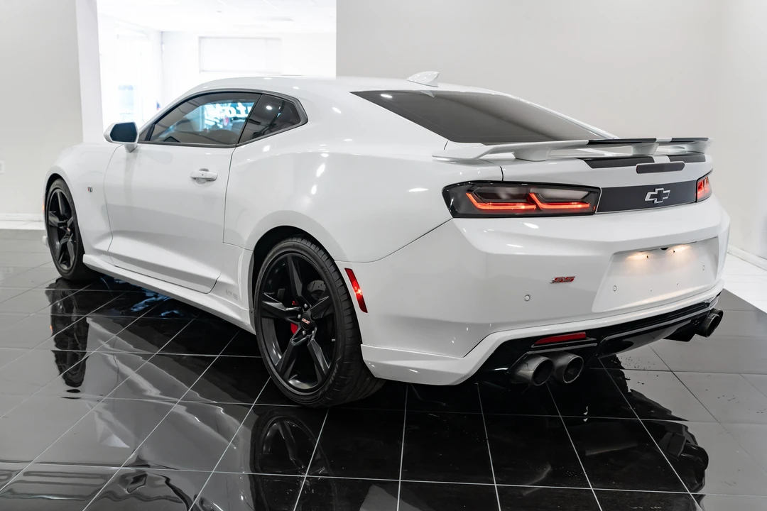 2017 Chevrolet Camaro SS 6th Gen - Image 8 of 31