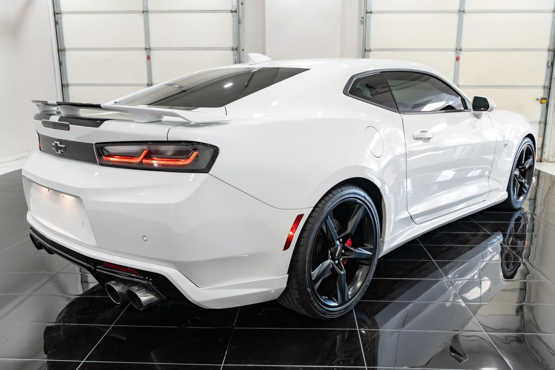 2017 Chevrolet Camaro SS 6th Gen - Image 4 of 31