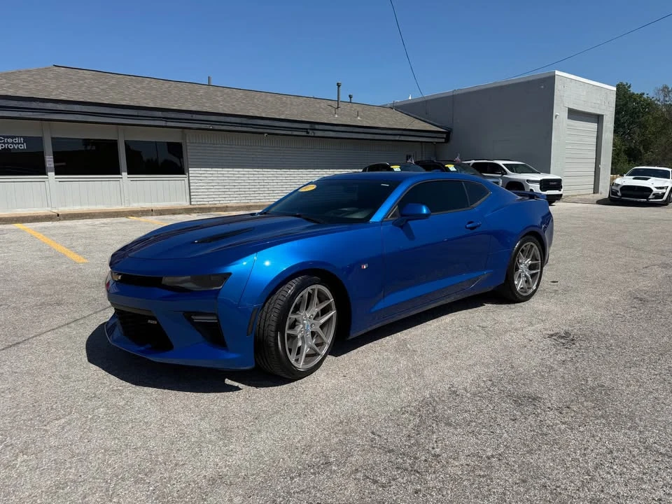 2017 Chevrolet Camaro SS 6th Gen - Image 2 of 15