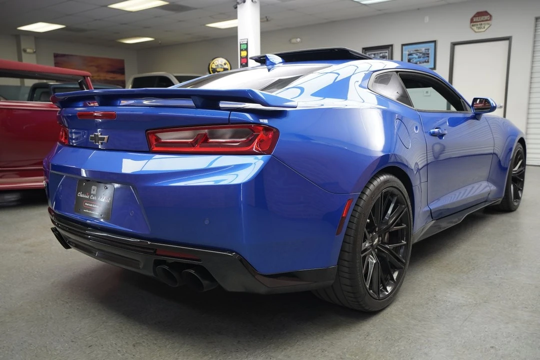 2017 Chevrolet - Image 10 of 31