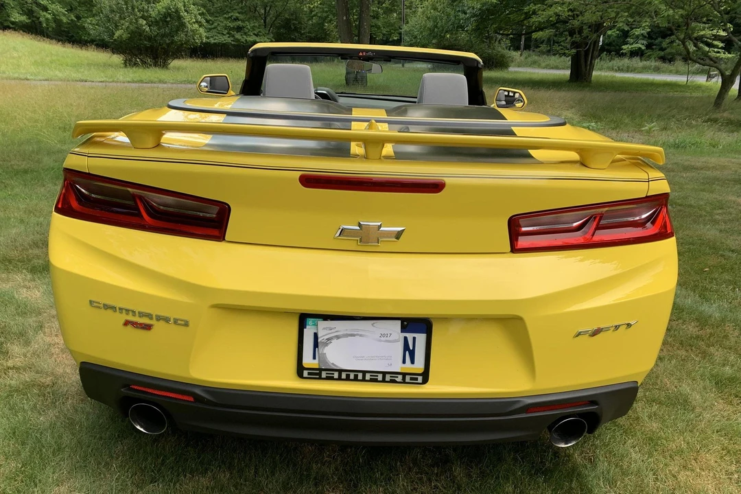 2017 Chevrolet Camaro 6th Gen - Image 5 of 31