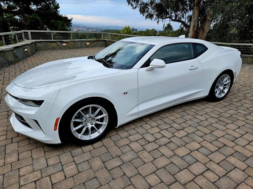 2017 Chevrolet Camaro 6th Gen - Image 2 of 12