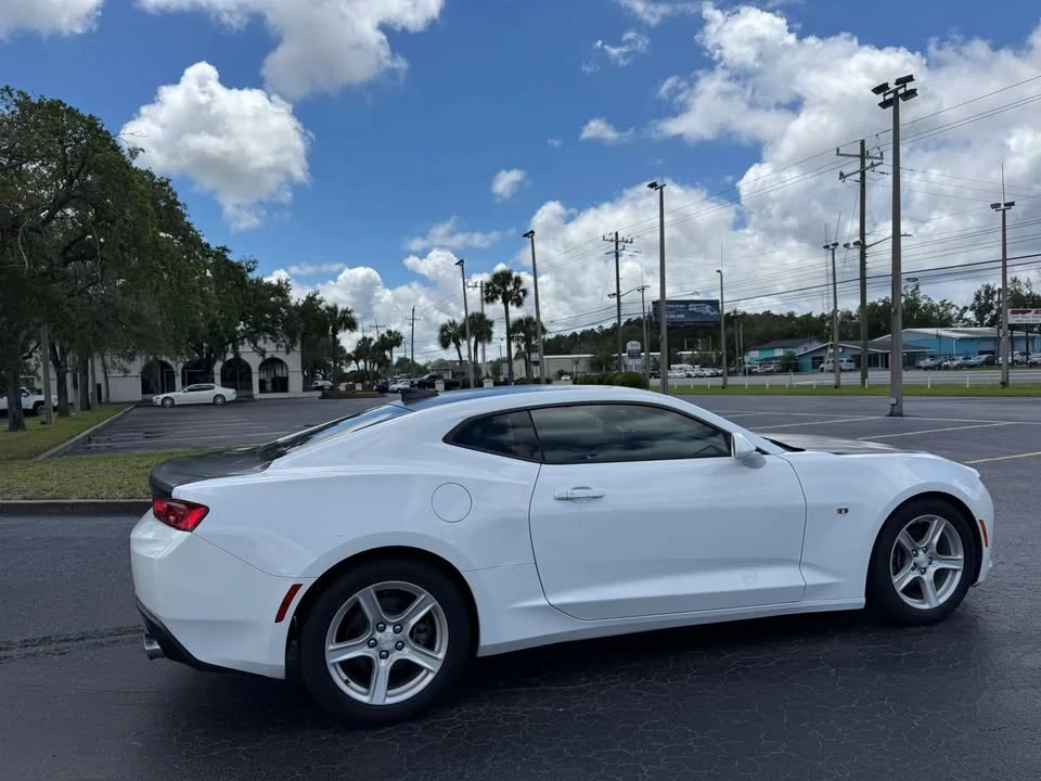 2017 Chevrolet Camaro 6th Gen - Image 5 of 15