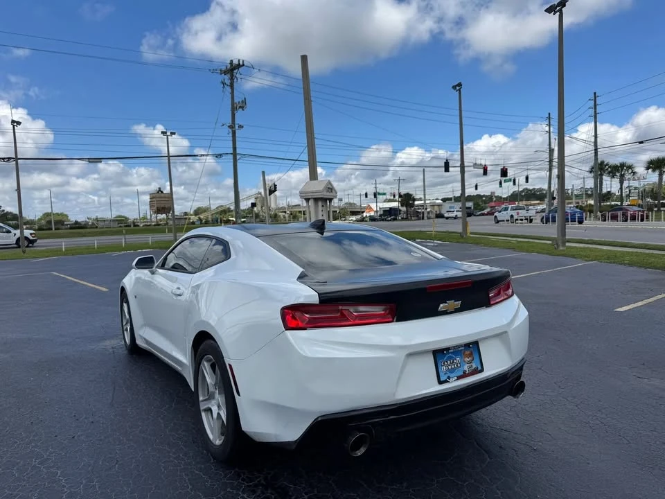 2017 Chevrolet Camaro 6th Gen - Image 14 of 15
