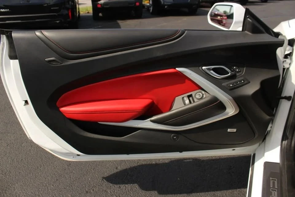 2017 Chevrolet Camaro 6th Gen - Image 8 of 13