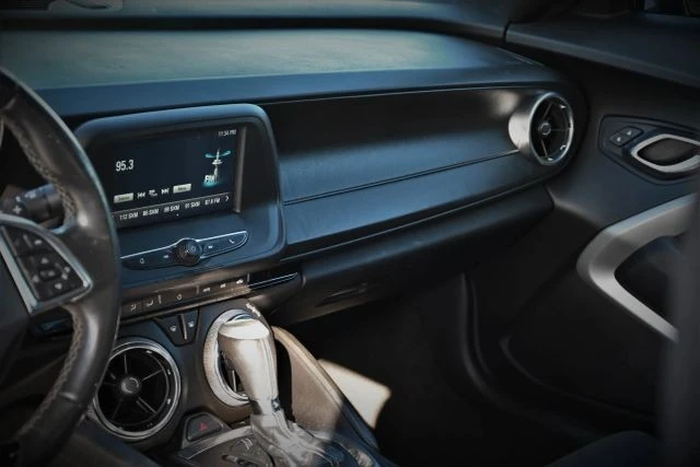 2017 Chevrolet Camaro 6th Gen - Image 13 of 21