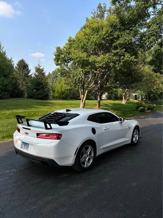 2017 Chevrolet Camaro 6th Gen - Image 5 of 12