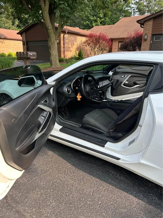 2017 Chevrolet Camaro 6th Gen - Image 9 of 12