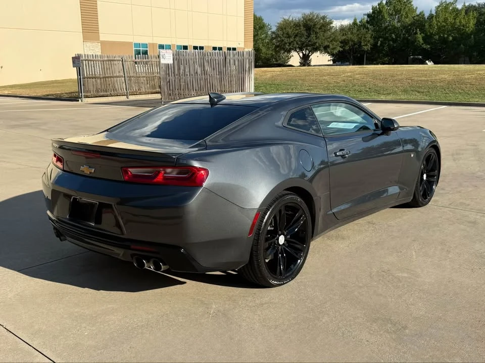 2017 Chevrolet Camaro 6th Gen - Image 5 of 12