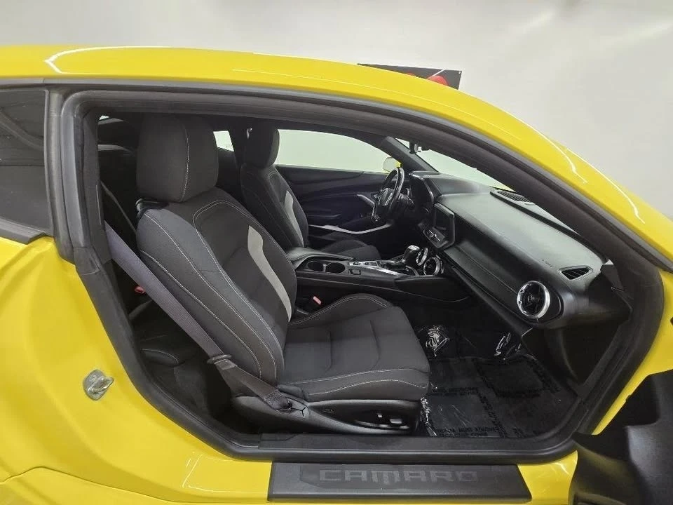 2017 Chevrolet Camaro 6th Gen - Image 16 of 20