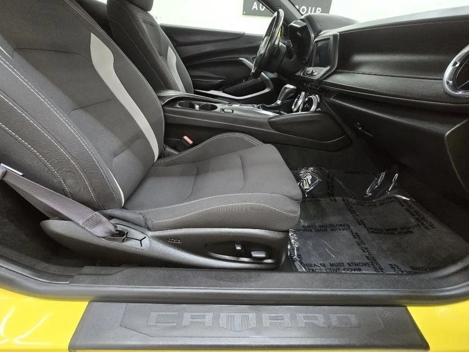 2017 Chevrolet Camaro 6th Gen - Image 15 of 20